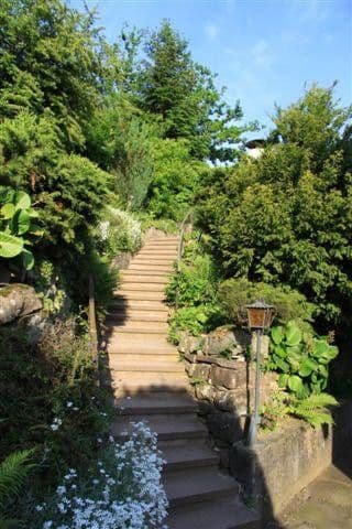 Prodej domu 653 m², pozemek 1.470 m², Bad Liebenzell, Bádensko-Württembersko Prodej domu 653 m², pozemek 1.470 m², Bad Liebenzell, Bádensko-Württembersko