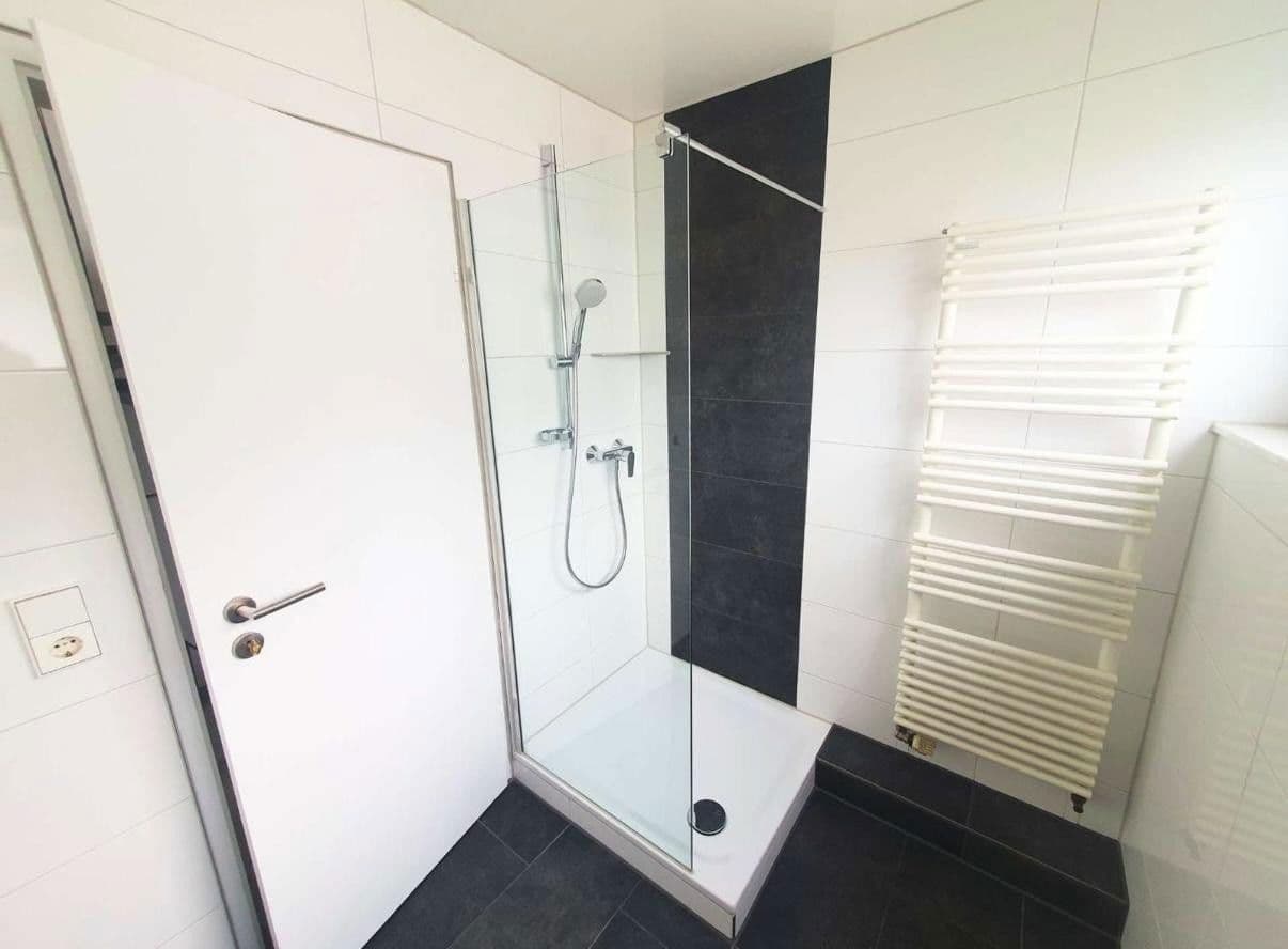 Prodej domu 149 m², pozemek 383 m², Armsündersteige 79/1, Heilbronn, Bádensko-Württembersko Prodej domu 149 m², pozemek 383 m², Armsündersteige 79/1, Heilbronn, Bádensko-Württembersko