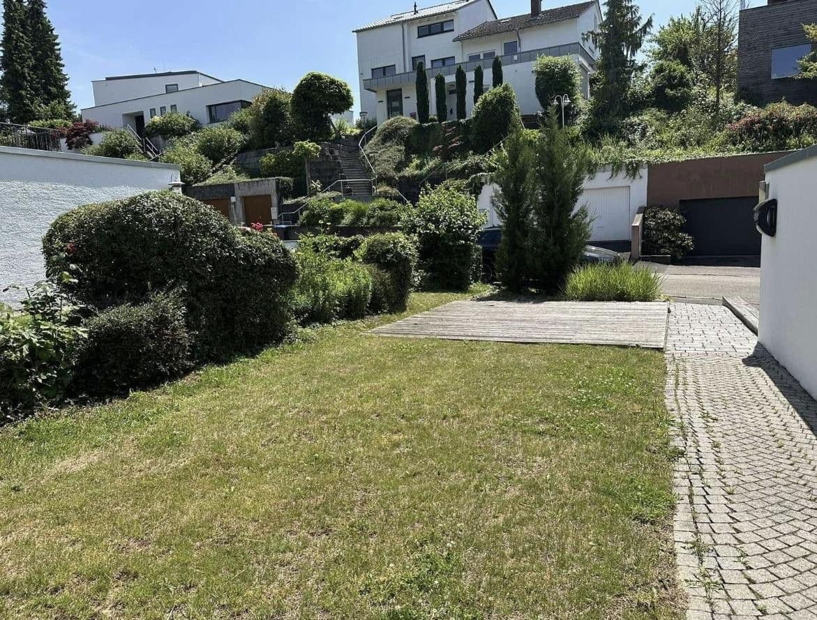 Prodej domu 149 m², pozemek 383 m², Armsündersteige 79/1, Heilbronn, Bádensko-Württembersko Prodej domu 149 m², pozemek 383 m², Armsündersteige 79/1, Heilbronn, Bádensko-Württembersko