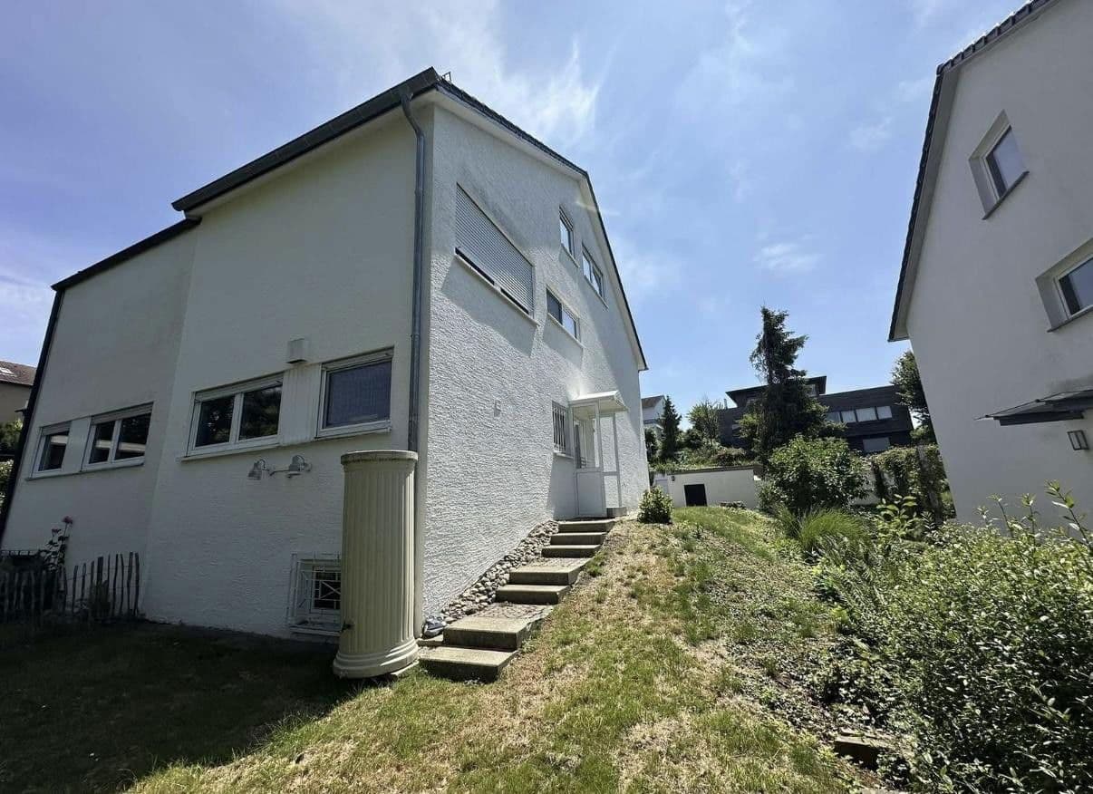 Prodej domu 149 m², pozemek 383 m², Armsündersteige 79/1, Heilbronn, Bádensko-Württembersko Prodej domu 149 m², pozemek 383 m², Armsündersteige 79/1, Heilbronn, Bádensko-Württembersko