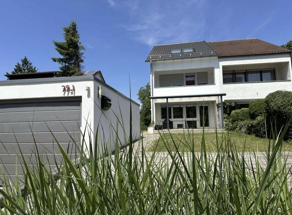 Prodej domu 149 m², pozemek 383 m², Armsündersteige 79/1, Heilbronn, Bádensko-Württembersko Prodej domu 149 m², pozemek 383 m², Armsündersteige 79/1, Heilbronn, Bádensko-Württembersko