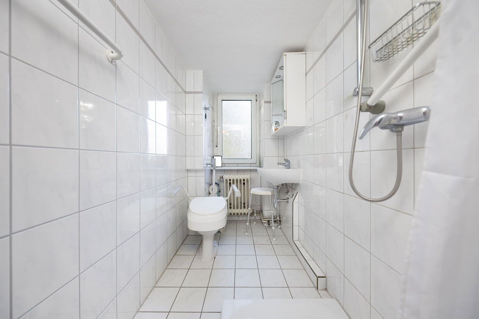 Prodej bytu 2+1 64 m², Unter den Eichen 55, Berlin, Berlín Prodej bytu 2+1 64 m², Unter den Eichen 55, Berlin, Berlín