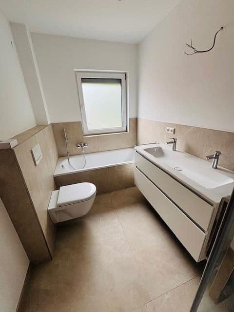 Prodej domu 125 m², pozemek 144 m², Herzogenaurach, Bavorsko Prodej domu 125 m², pozemek 144 m², Herzogenaurach, Bavorsko