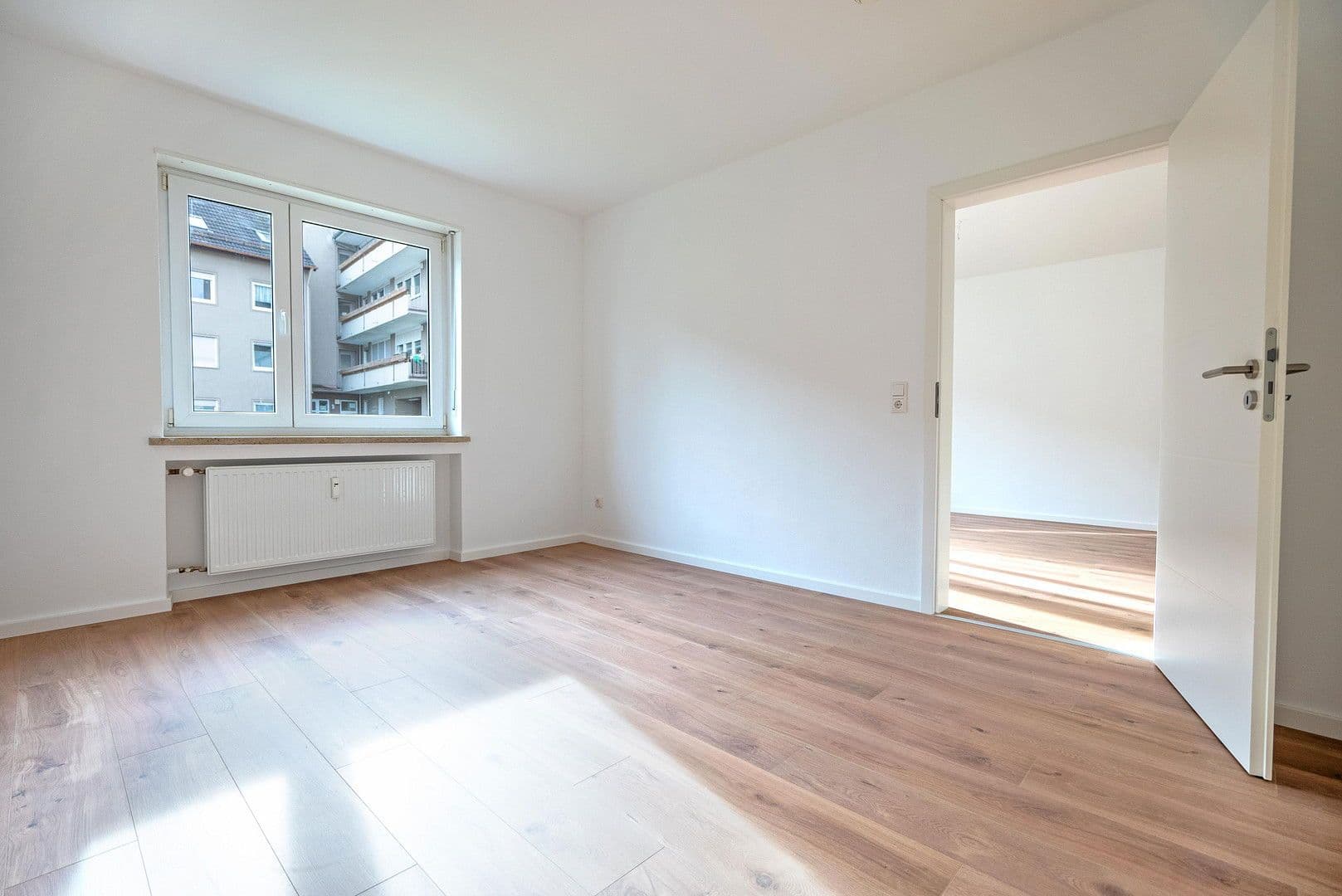 Pronájem bytu 2+1 52 m², Brunnenstraße 46a, Augsburg, Bavorsko Pronájem bytu 2+1 52 m², Brunnenstraße 46a, Augsburg, Bavorsko