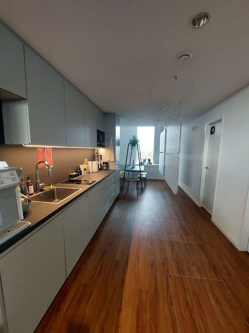 Pronájem kanceláře 420 m², Hermann-Weinhauser-Strasse 73, München, Bavorsko Pronájem kanceláře 420 m², Hermann-Weinhauser-Strasse 73, München, Bavorsko