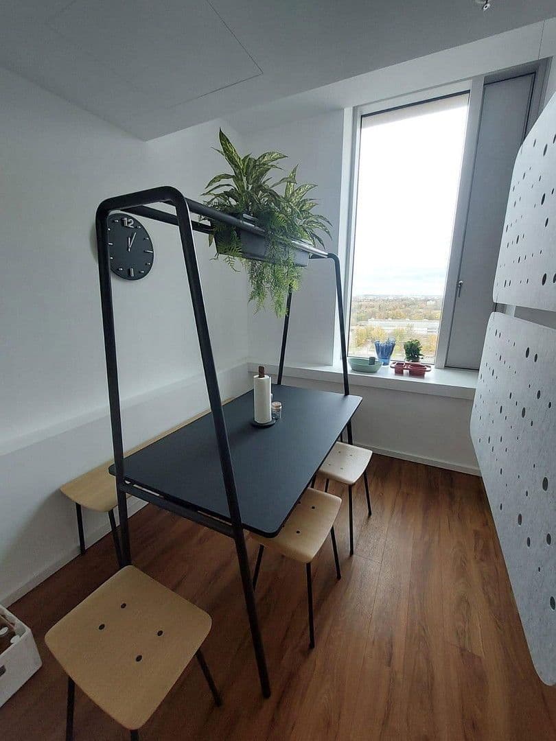 Pronájem kanceláře 420 m², Hermann-Weinhauser-Strasse 73, München, Bavorsko Pronájem kanceláře 420 m², Hermann-Weinhauser-Strasse 73, München, Bavorsko