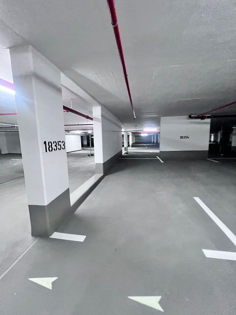 Pronájem bytu 1+1 31 m², Hermine-von-Parish-Str. 39, München, Bavorsko Pronájem bytu 1+1 31 m², Hermine-von-Parish-Str. 39, München, Bavorsko