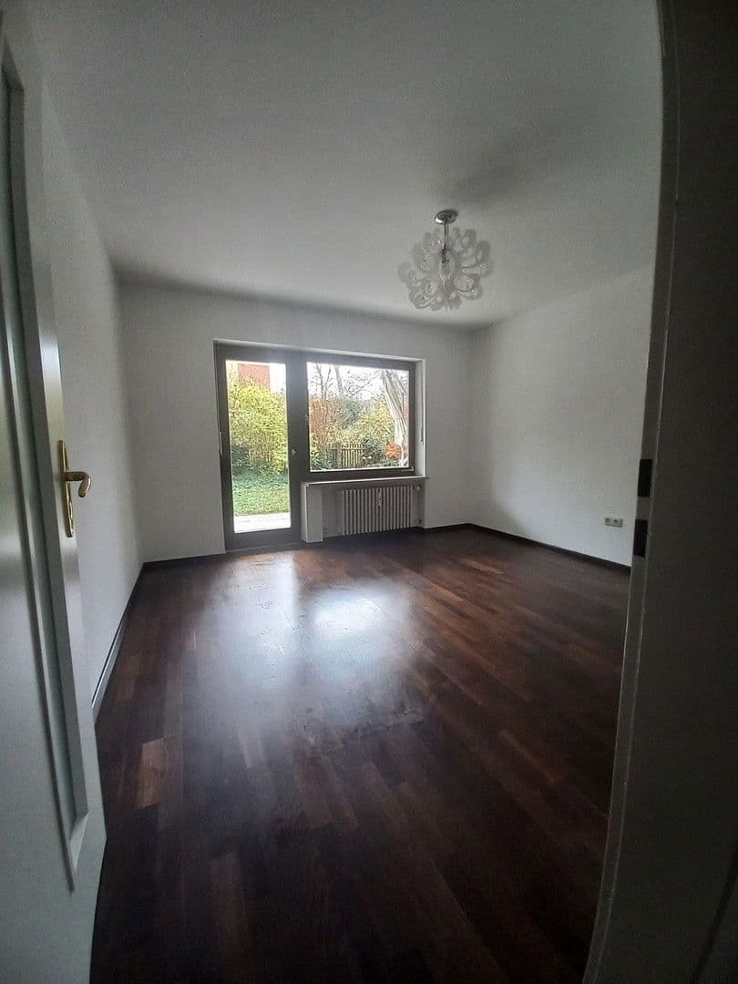 Prodej bytu 3+1 78 m², Bergstraße 16, Krailling, Bavorsko Prodej bytu 3+1 78 m², Bergstraße 16, Krailling, Bavorsko
