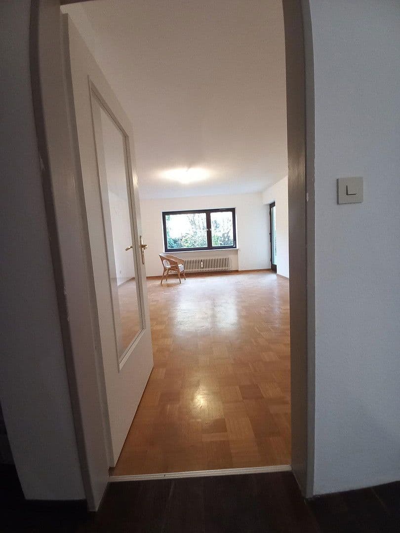 Prodej bytu 3+1 78 m², Bergstraße 16, Krailling, Bavorsko Prodej bytu 3+1 78 m², Bergstraße 16, Krailling, Bavorsko