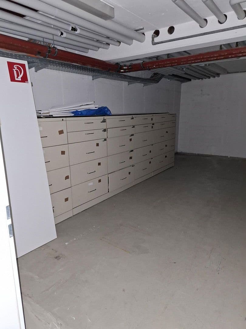 Pronájem nebytového prostoru 344 m², Am Schloßplatz 2, Sankt Wendel, Země Sársko Pronájem nebytového prostoru 344 m², Am Schloßplatz 2, Sankt Wendel, Země Sársko