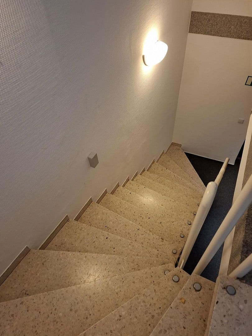 Pronájem nebytového prostoru 344 m², Am Schloßplatz 2, Sankt Wendel, Země Sársko Pronájem nebytového prostoru 344 m², Am Schloßplatz 2, Sankt Wendel, Země Sársko