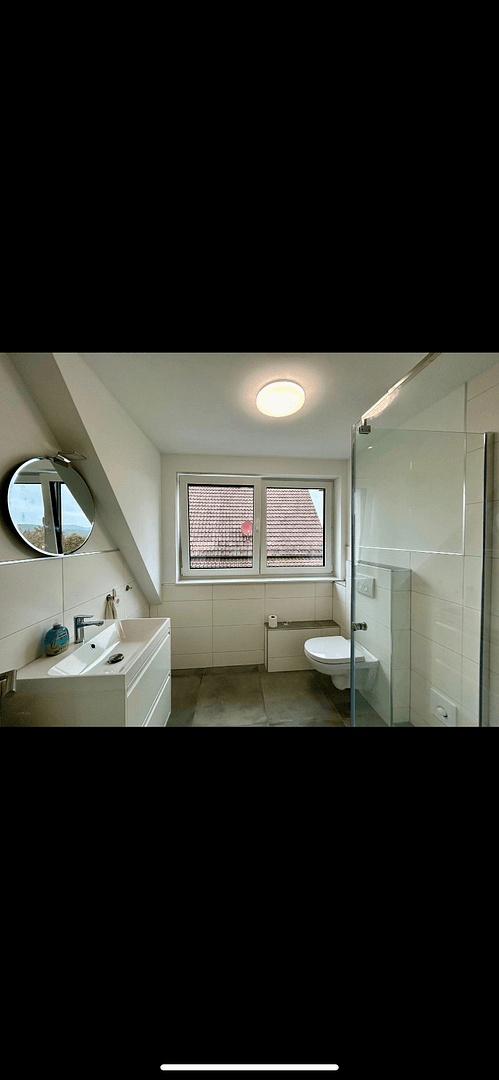 Pronájem bytu 3+1 109 m², Weilerbach, Porýní-Falc Pronájem bytu 3+1 109 m², Weilerbach, Porýní-Falc