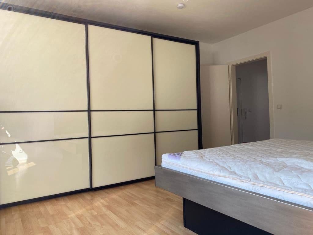 Pronájem bytu 2+1 64 m², Essen, Severní Porýní-Vestfálsko Pronájem bytu 2+1 64 m², Essen, Severní Porýní-Vestfálsko