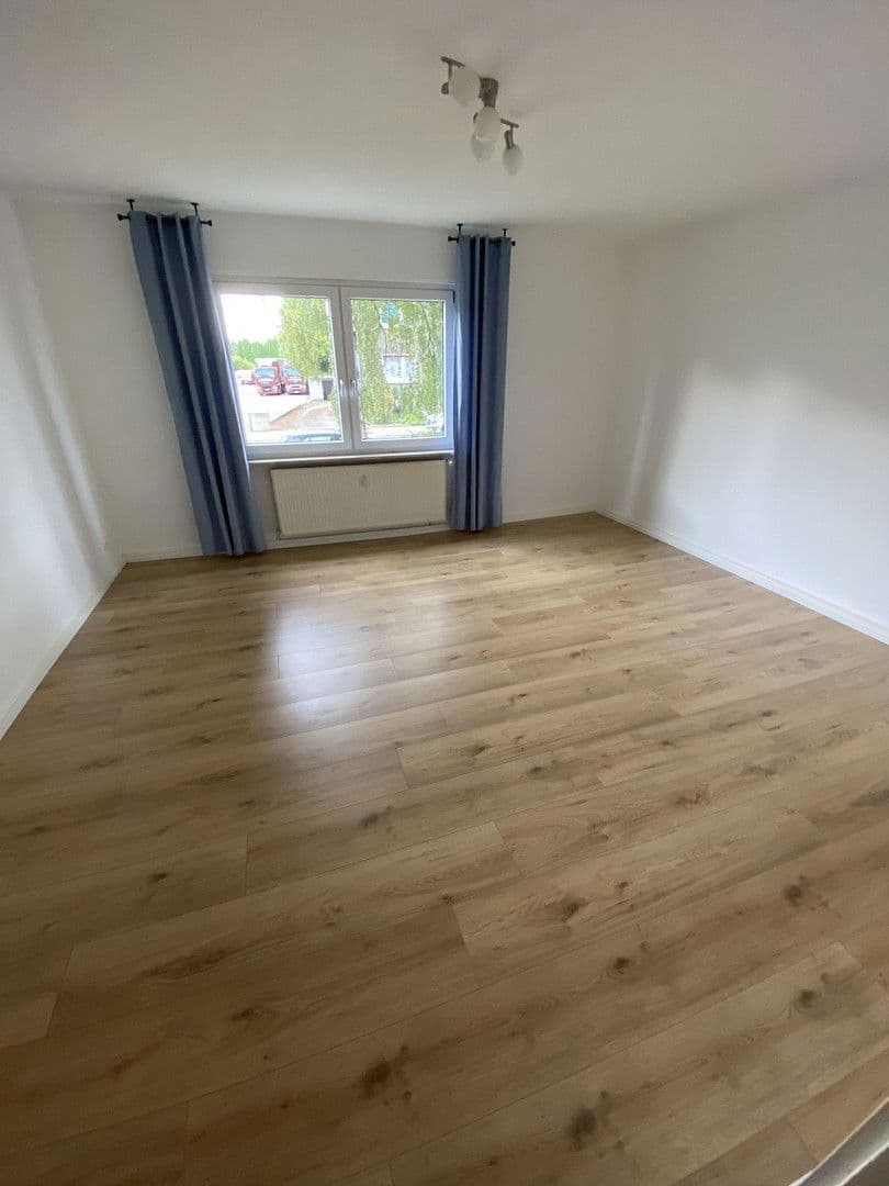 Pronájem bytu 2+1 64 m², Essen, Severní Porýní-Vestfálsko Pronájem bytu 2+1 64 m², Essen, Severní Porýní-Vestfálsko
