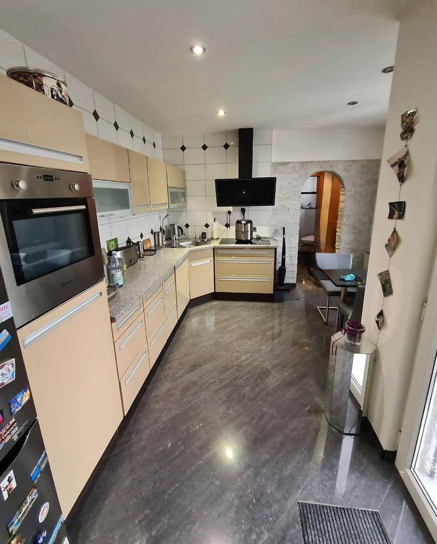 Pronájem bytu 2+kk 70 m², Wachstr. 11, Oberhausen, Severní Porýní-Vestfálsko Pronájem bytu 2+kk 70 m², Wachstr. 11, Oberhausen, Severní Porýní-Vestfálsko