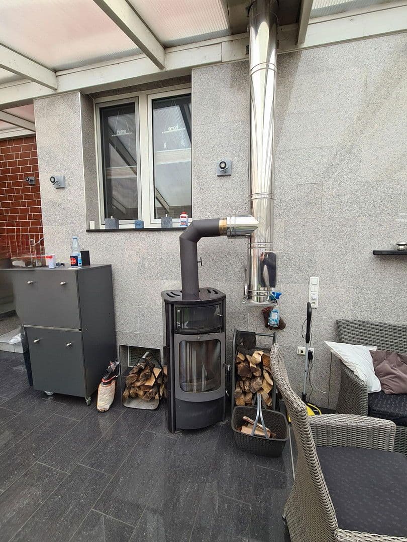 Pronájem bytu 2+kk 70 m², Wachstr. 11, Oberhausen, Severní Porýní-Vestfálsko Pronájem bytu 2+kk 70 m², Wachstr. 11, Oberhausen, Severní Porýní-Vestfálsko