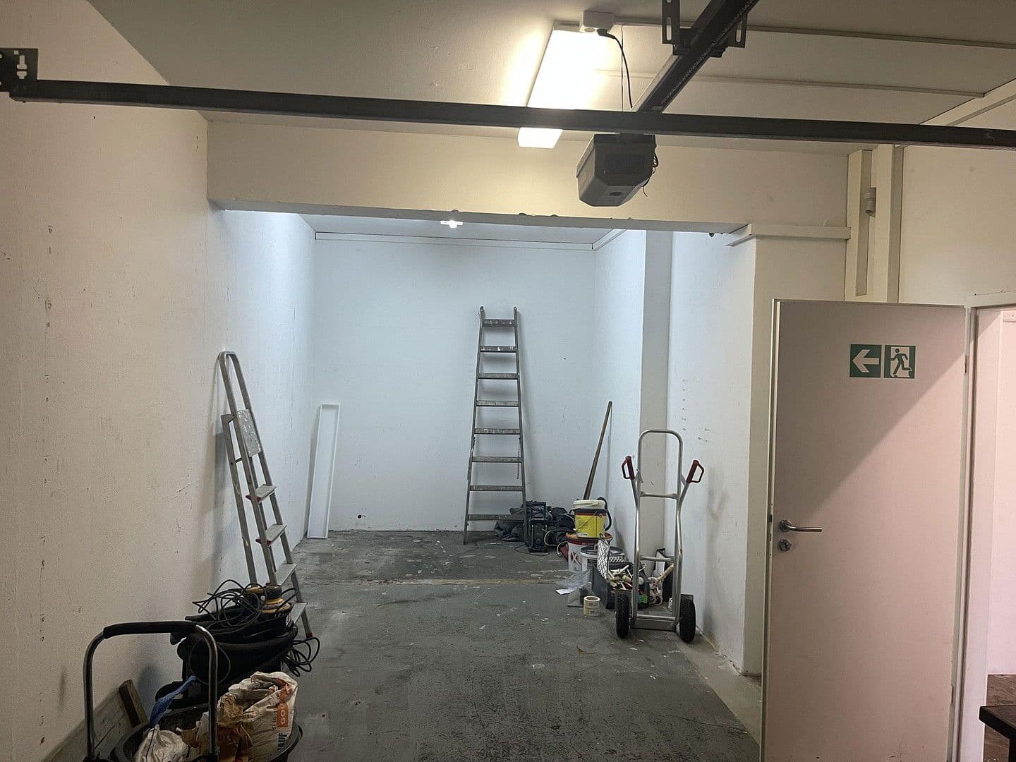 Pronájem nebytového prostoru 2.000 m², Engelsbyer Str. 65, Flensburg, Šlesvicko-Holštýnsko Pronájem nebytového prostoru 2.000 m², Engelsbyer Str. 65, Flensburg, Šlesvicko-Holštýnsko