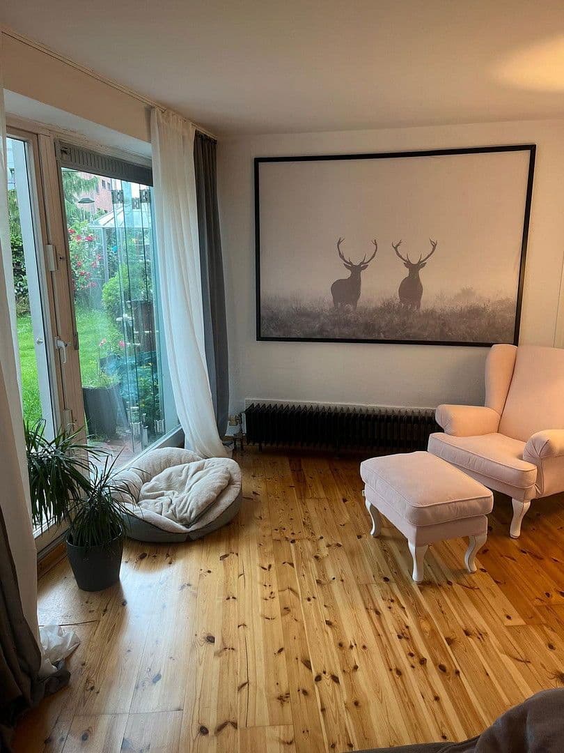 Pronájem domu 143 m², pozemek 300 m², Fröbelstraße 10, Burgwedel, Dolní Sasko Pronájem domu 143 m², pozemek 300 m², Fröbelstraße 10, Burgwedel, Dolní Sasko