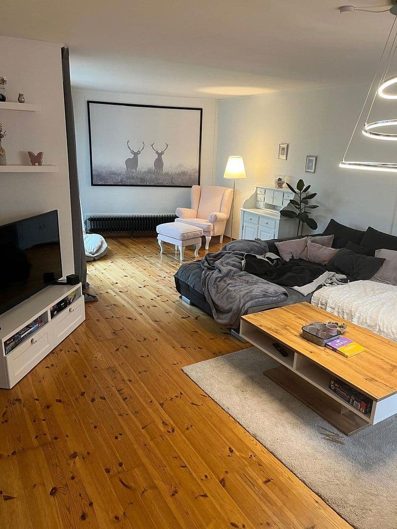 Pronájem domu 143 m², pozemek 300 m², Fröbelstraße 10, Burgwedel, Dolní Sasko Pronájem domu 143 m², pozemek 300 m², Fröbelstraße 10, Burgwedel, Dolní Sasko