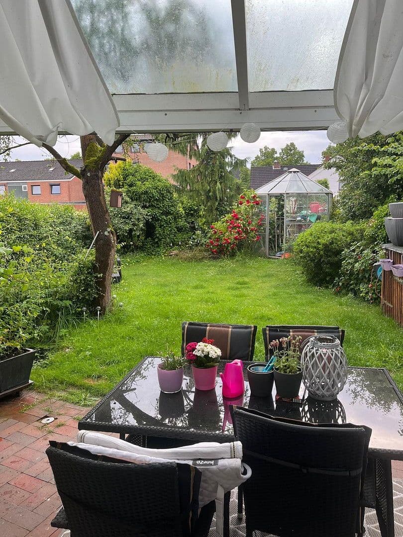 Pronájem domu 143 m², pozemek 300 m², Fröbelstraße 10, Burgwedel, Dolní Sasko Pronájem domu 143 m², pozemek 300 m², Fröbelstraße 10, Burgwedel, Dolní Sasko