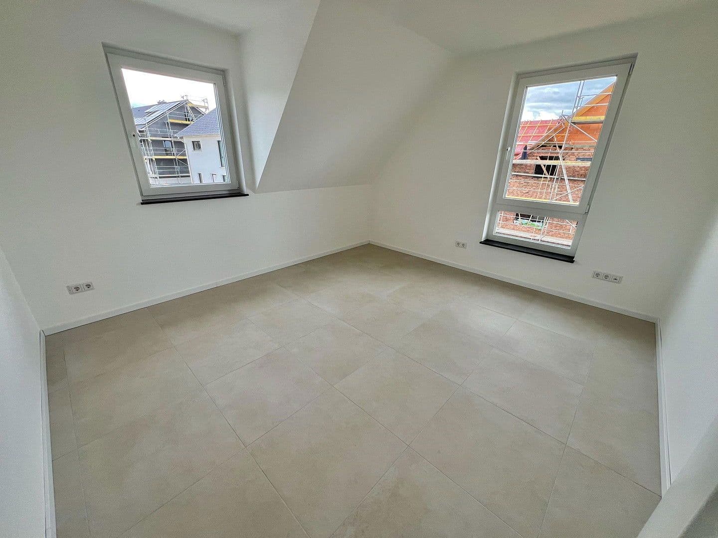 Pronájem domu 112 m², pozemek 375 m², Alte Sandkuhle 13a, Hildesheim, Dolní Sasko Pronájem domu 112 m², pozemek 375 m², Alte Sandkuhle 13a, Hildesheim, Dolní Sasko