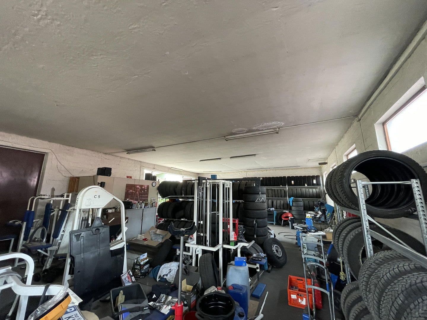 Pronájem nebytového prostoru 200 m², Barbing, Bavorsko Pronájem nebytového prostoru 200 m², Barbing, Bavorsko