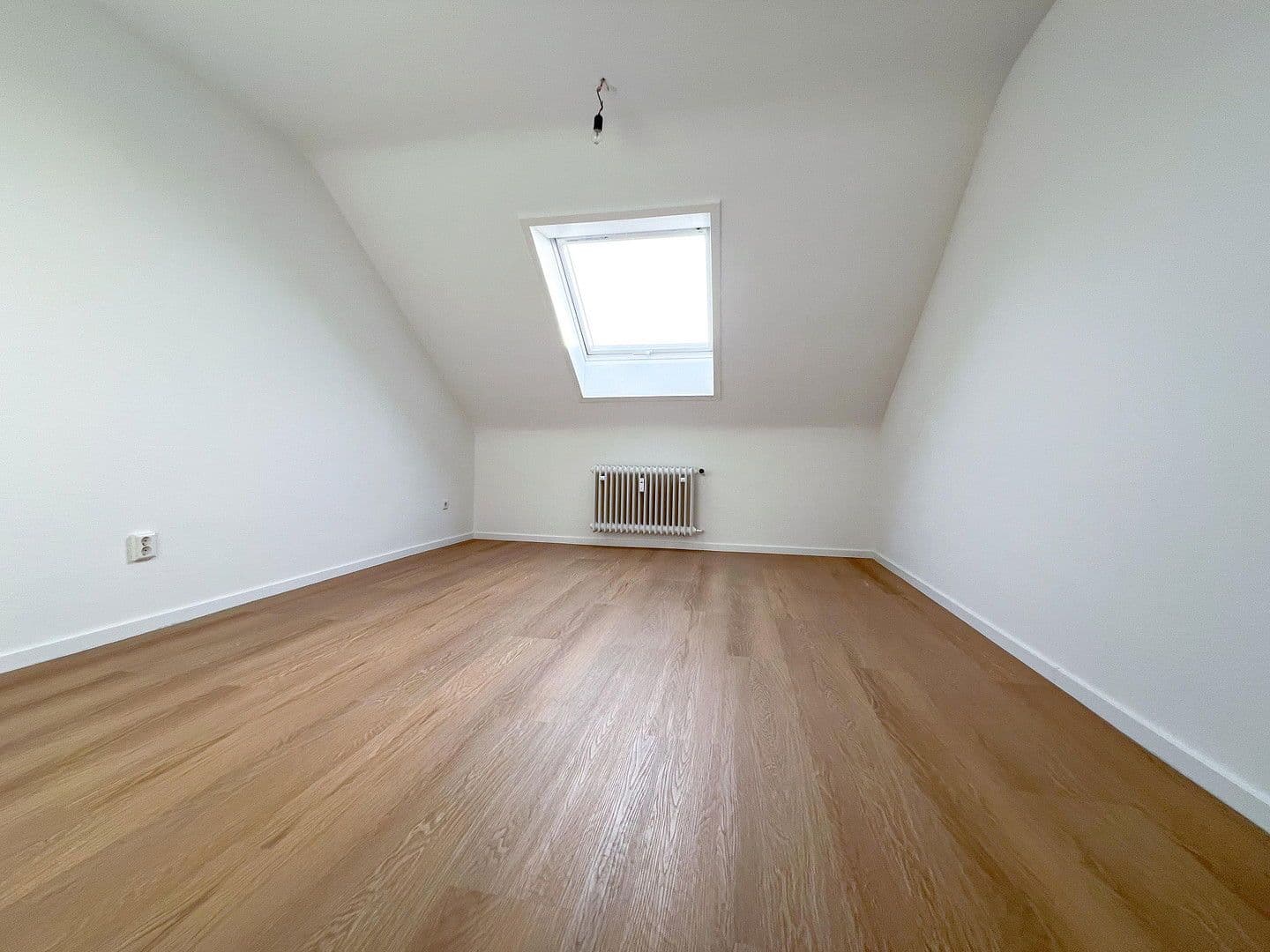 Prodej bytu 2+1 50 m², Ludwigstraße 28, Eggenstein-Leopoldshafen, Bádensko-Württembersko Prodej bytu 2+1 50 m², Ludwigstraße 28, Eggenstein-Leopoldshafen, Bádensko-Württembersko