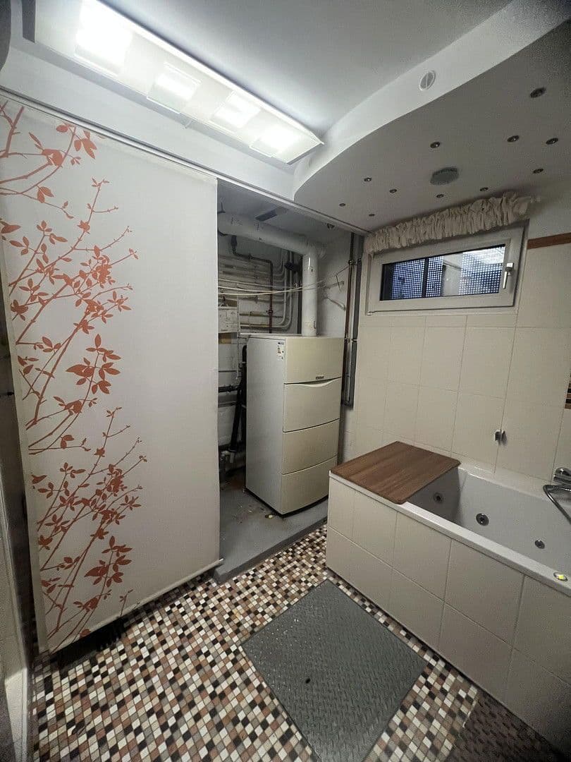 Prodej domu 118 m², pozemek 417 m², Erbenhäuschen 43a, Solingen, Severní Porýní-Vestfálsko Prodej domu 118 m², pozemek 417 m², Erbenhäuschen 43a, Solingen, Severní Porýní-Vestfálsko