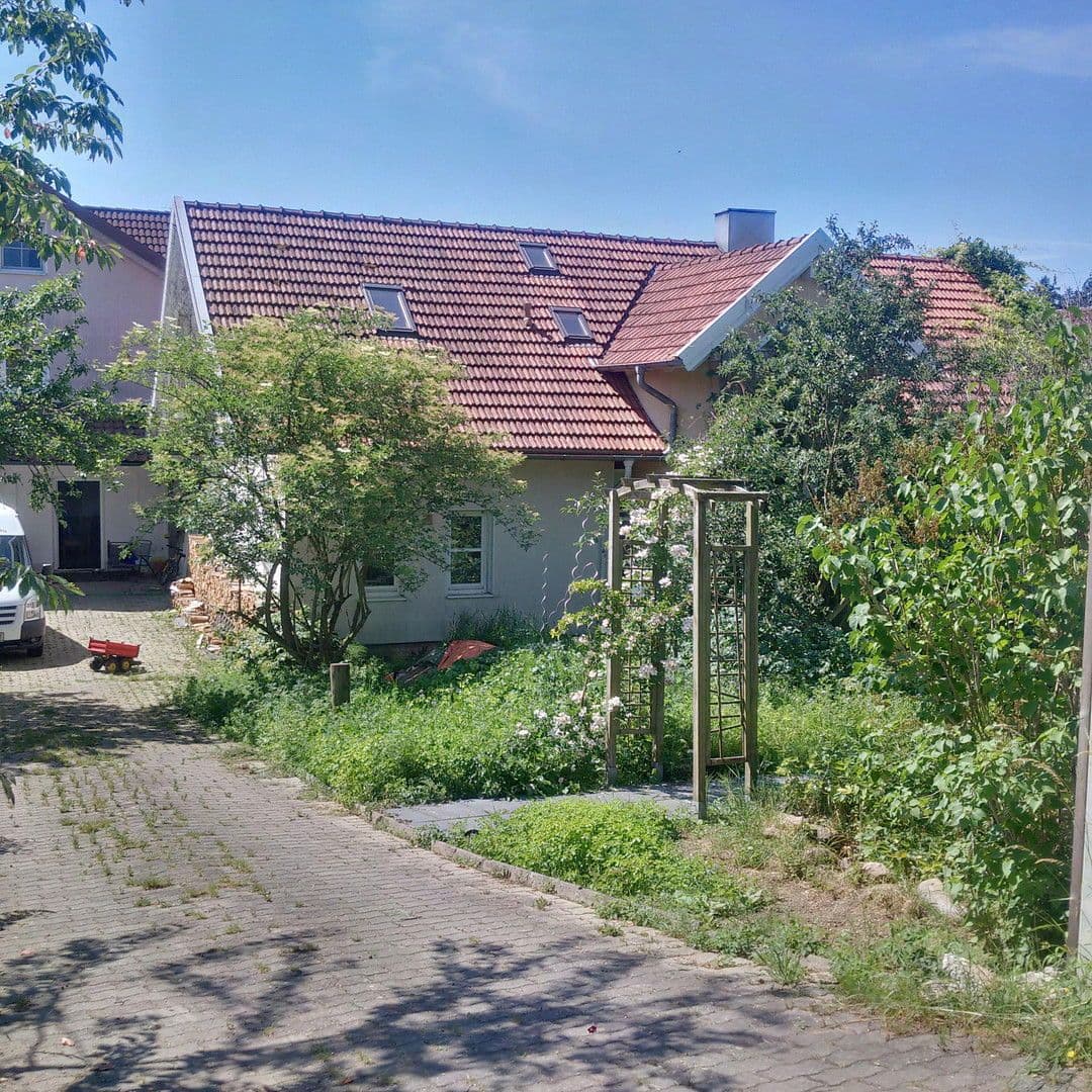 Pronájem domu 120 m², pozemek 6.000 m², Willenbach 21, Reut, Bavorsko Pronájem domu 120 m², pozemek 6.000 m², Willenbach 21, Reut, Bavorsko