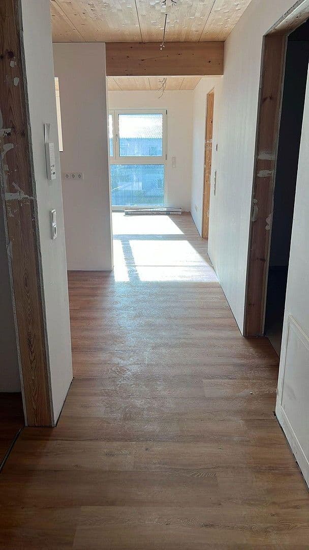 Pronájem bytu 2+1 51 m², Landshuter Straße 51, Wörth a.d.Isar, Bavorsko Pronájem bytu 2+1 51 m², Landshuter Straße 51, Wörth a.d.Isar, Bavorsko