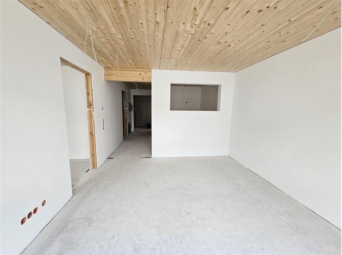 Pronájem bytu 2+1 51 m², Landshuter Straße 51, Wörth a.d.Isar, Bavorsko Pronájem bytu 2+1 51 m², Landshuter Straße 51, Wörth a.d.Isar, Bavorsko