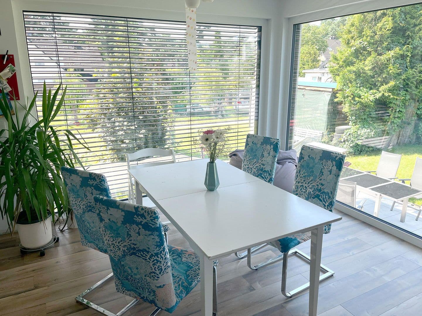 Prodej domu 200 m², pozemek 600 m², Staudernheimer Str. 35b, Berlin, Berlín Prodej domu 200 m², pozemek 600 m², Staudernheimer Str. 35b, Berlin, Berlín