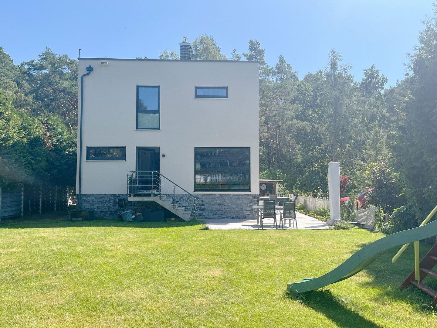 Prodej domu 200 m², pozemek 600 m², Staudernheimer Str. 35b, Berlin, Berlín Prodej domu 200 m², pozemek 600 m², Staudernheimer Str. 35b, Berlin, Berlín