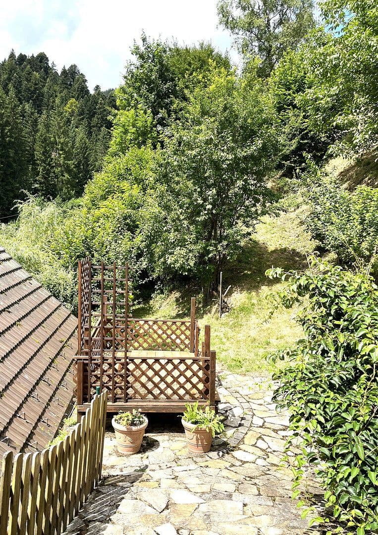 Prodej domu 263 m², pozemek 17.301 m², Wildschapbachstraße 6, Bad Rippoldsau-Schapbach, Bádensko-Württembersko Prodej domu 263 m², pozemek 17.301 m², Wildschapbachstraße 6, Bad Rippoldsau-Schapbach, Bádensko-Württembersko