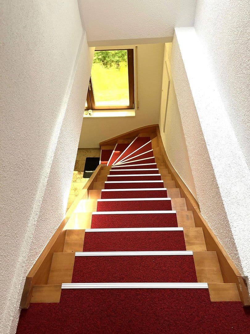 Prodej domu 263 m², pozemek 17.301 m², Wildschapbachstraße 6, Bad Rippoldsau-Schapbach, Bádensko-Württembersko Prodej domu 263 m², pozemek 17.301 m², Wildschapbachstraße 6, Bad Rippoldsau-Schapbach, Bádensko-Württembersko