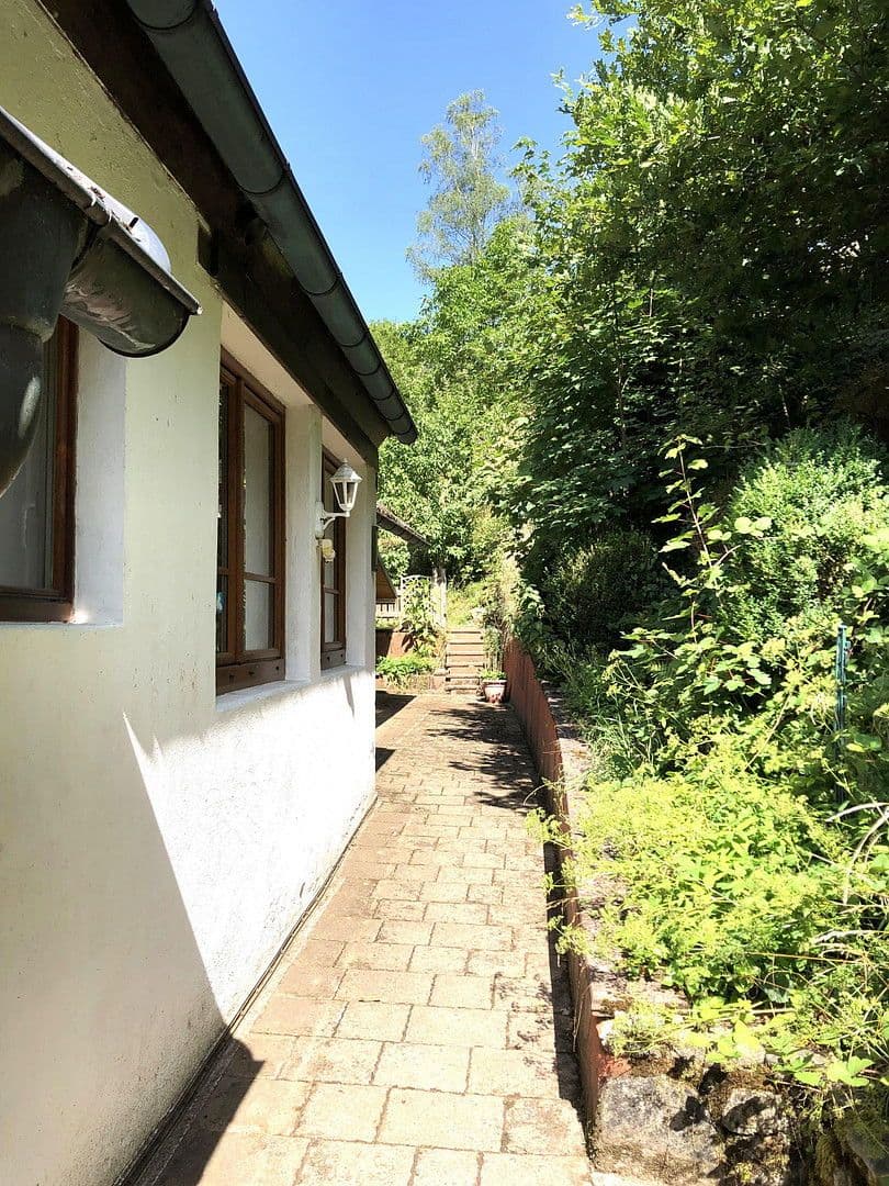 Prodej domu 263 m², pozemek 17.301 m², Wildschapbachstraße 6, Bad Rippoldsau-Schapbach, Bádensko-Württembersko Prodej domu 263 m², pozemek 17.301 m², Wildschapbachstraße 6, Bad Rippoldsau-Schapbach, Bádensko-Württembersko