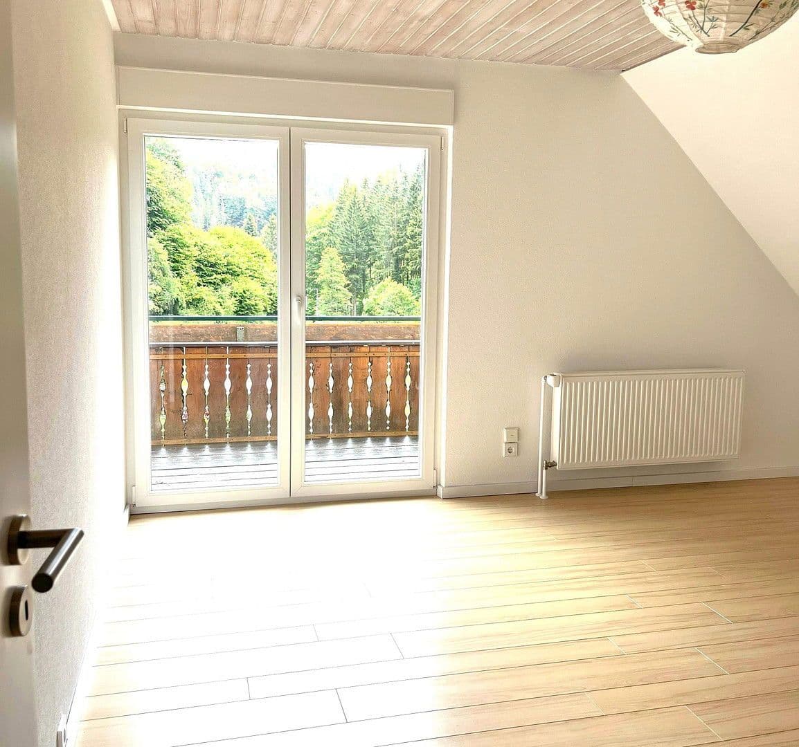 Prodej domu 263 m², pozemek 17.301 m², Wildschapbachstraße 6, Bad Rippoldsau-Schapbach, Bádensko-Württembersko Prodej domu 263 m², pozemek 17.301 m², Wildschapbachstraße 6, Bad Rippoldsau-Schapbach, Bádensko-Württembersko