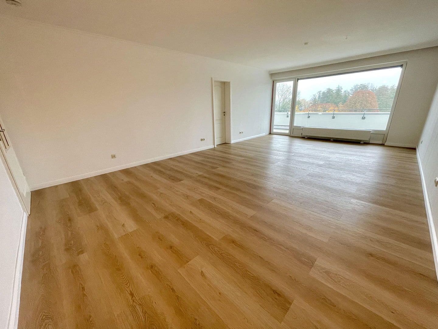Pronájem bytu 3+1 90 m², Uferstr. 20, Oststeinbek, Šlesvicko-Holštýnsko Pronájem bytu 3+1 90 m², Uferstr. 20, Oststeinbek, Šlesvicko-Holštýnsko