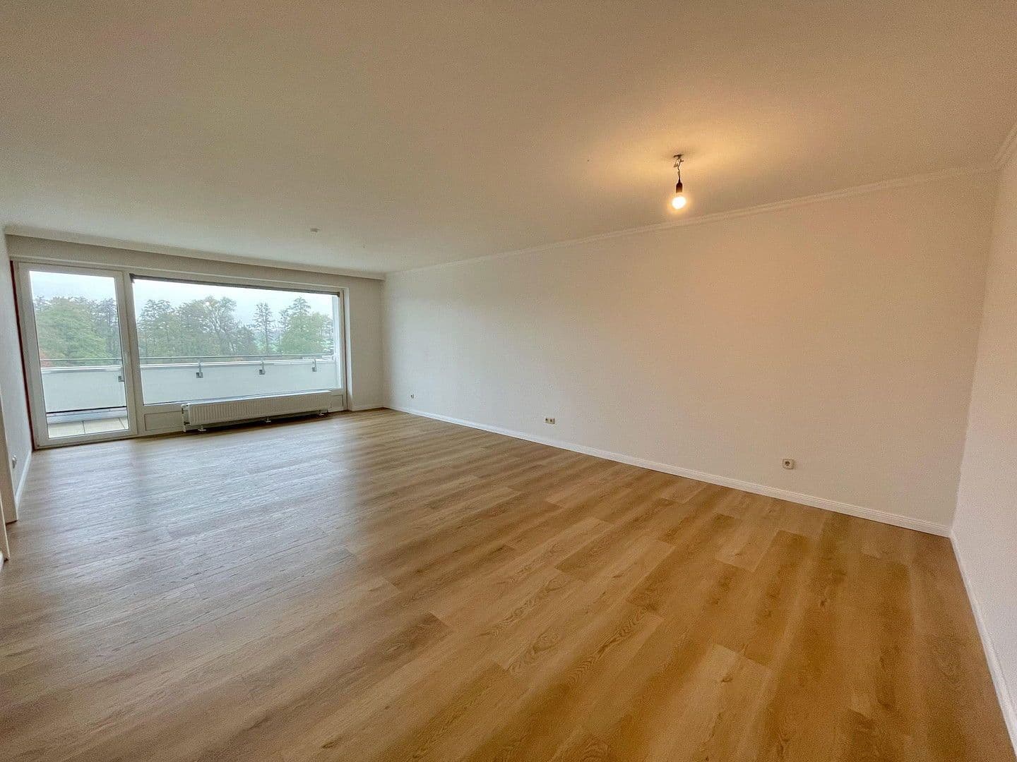 Pronájem bytu 3+1 90 m², Uferstr. 20, Oststeinbek, Šlesvicko-Holštýnsko Pronájem bytu 3+1 90 m², Uferstr. 20, Oststeinbek, Šlesvicko-Holštýnsko