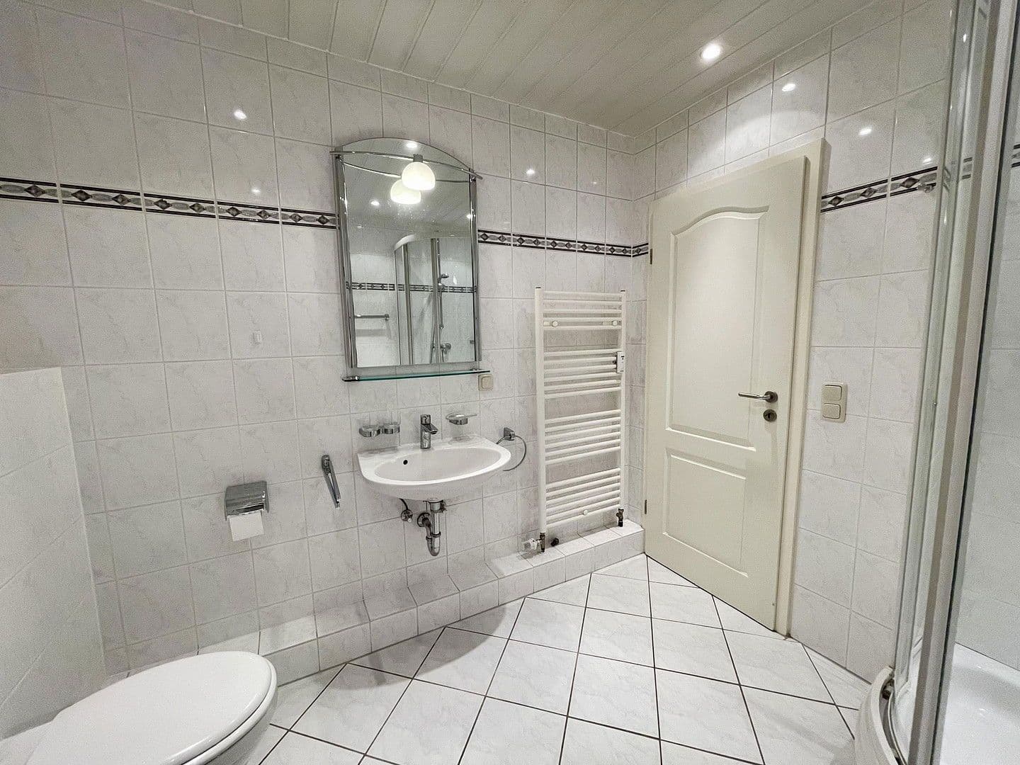 Pronájem bytu 3+1 90 m², Uferstr. 20, Oststeinbek, Šlesvicko-Holštýnsko Pronájem bytu 3+1 90 m², Uferstr. 20, Oststeinbek, Šlesvicko-Holštýnsko