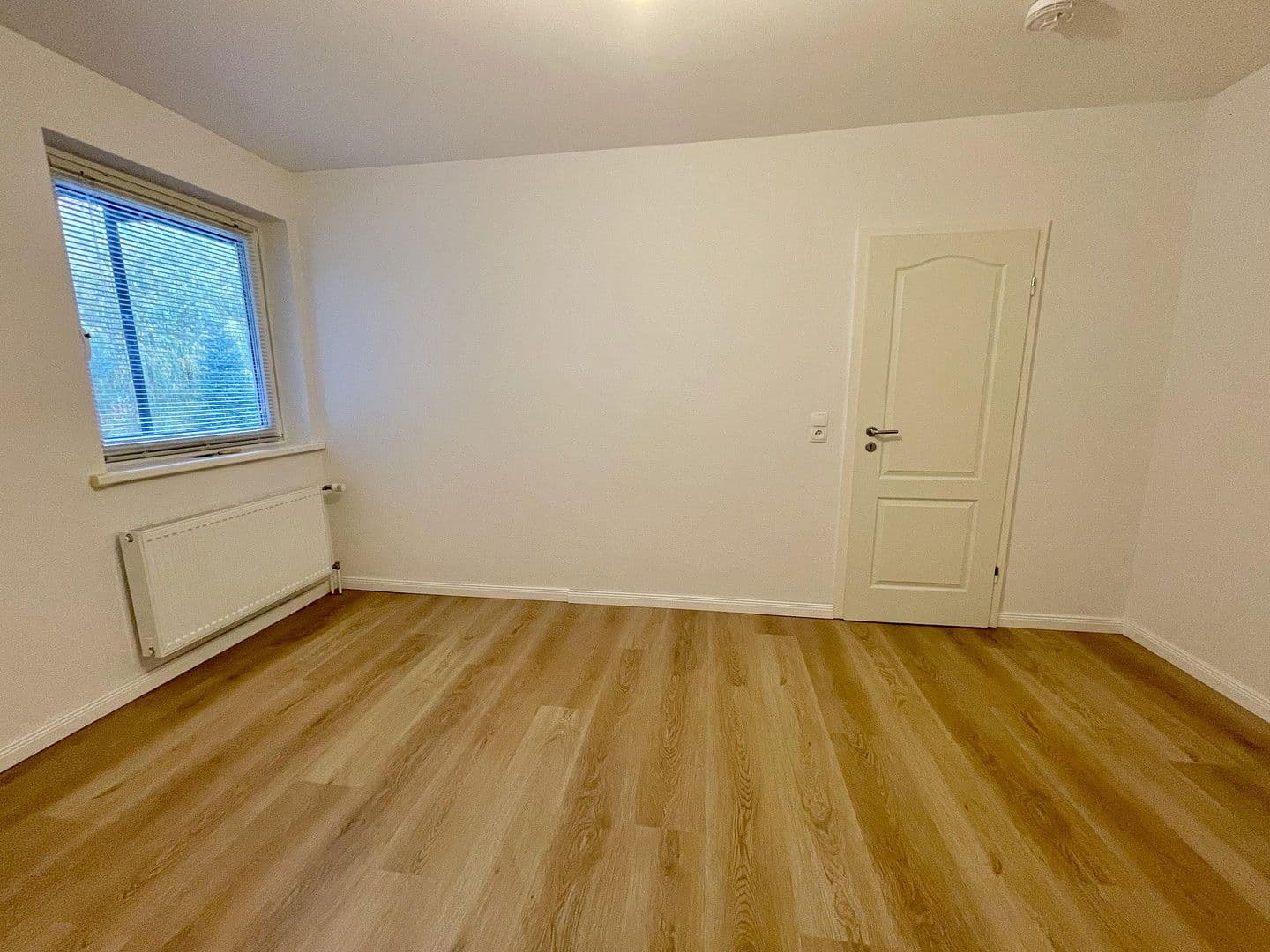 Pronájem bytu 3+1 90 m², Uferstr. 20, Oststeinbek, Šlesvicko-Holštýnsko Pronájem bytu 3+1 90 m², Uferstr. 20, Oststeinbek, Šlesvicko-Holštýnsko