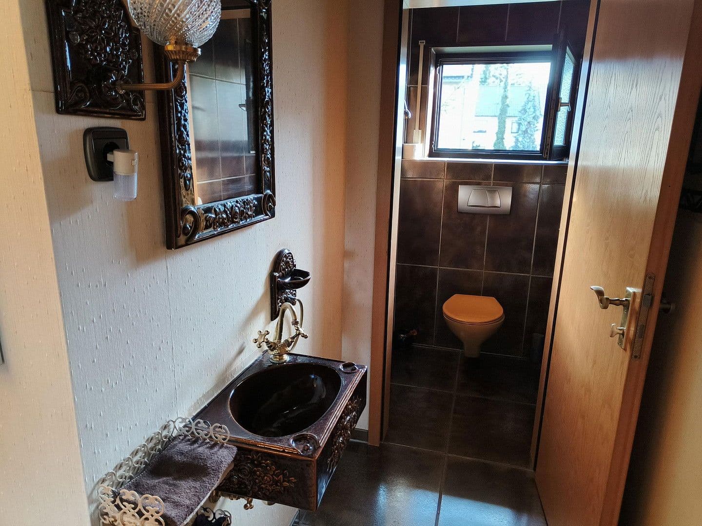 Prodej domu 186 m², pozemek 392 m², Schwetzingen, Bádensko-Württembersko Prodej domu 186 m², pozemek 392 m², Schwetzingen, Bádensko-Württembersko