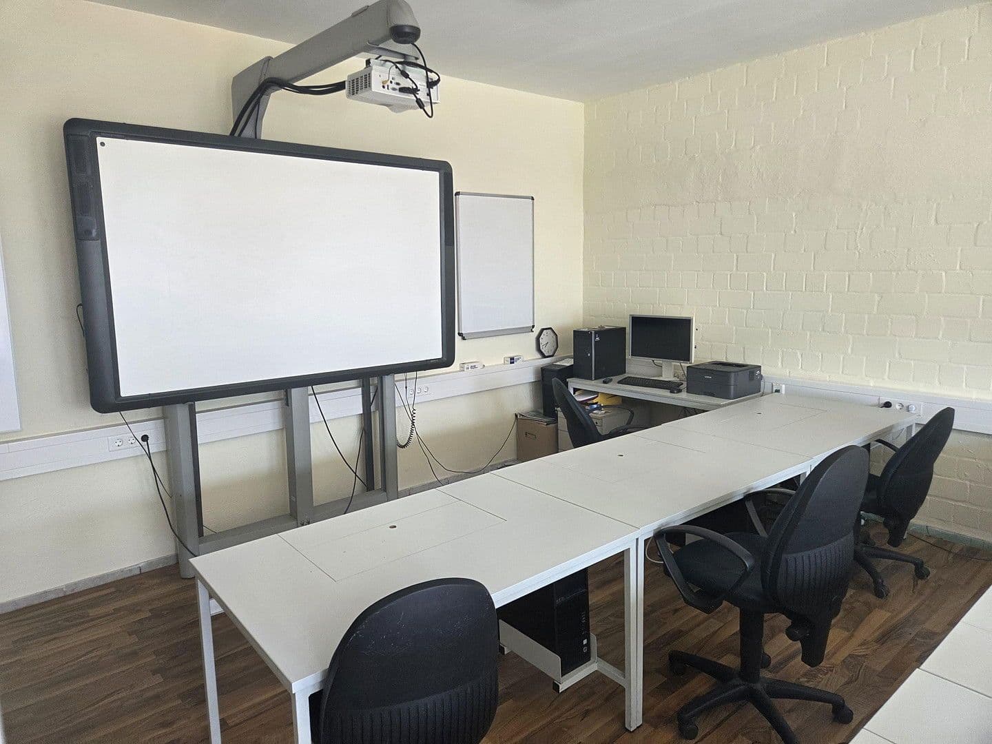 Pronájem nebytového prostoru 1.040 m², Zur Alten Börse 79 c, Berlin, Berlín Pronájem nebytového prostoru 1.040 m², Zur Alten Börse 79 c, Berlin, Berlín