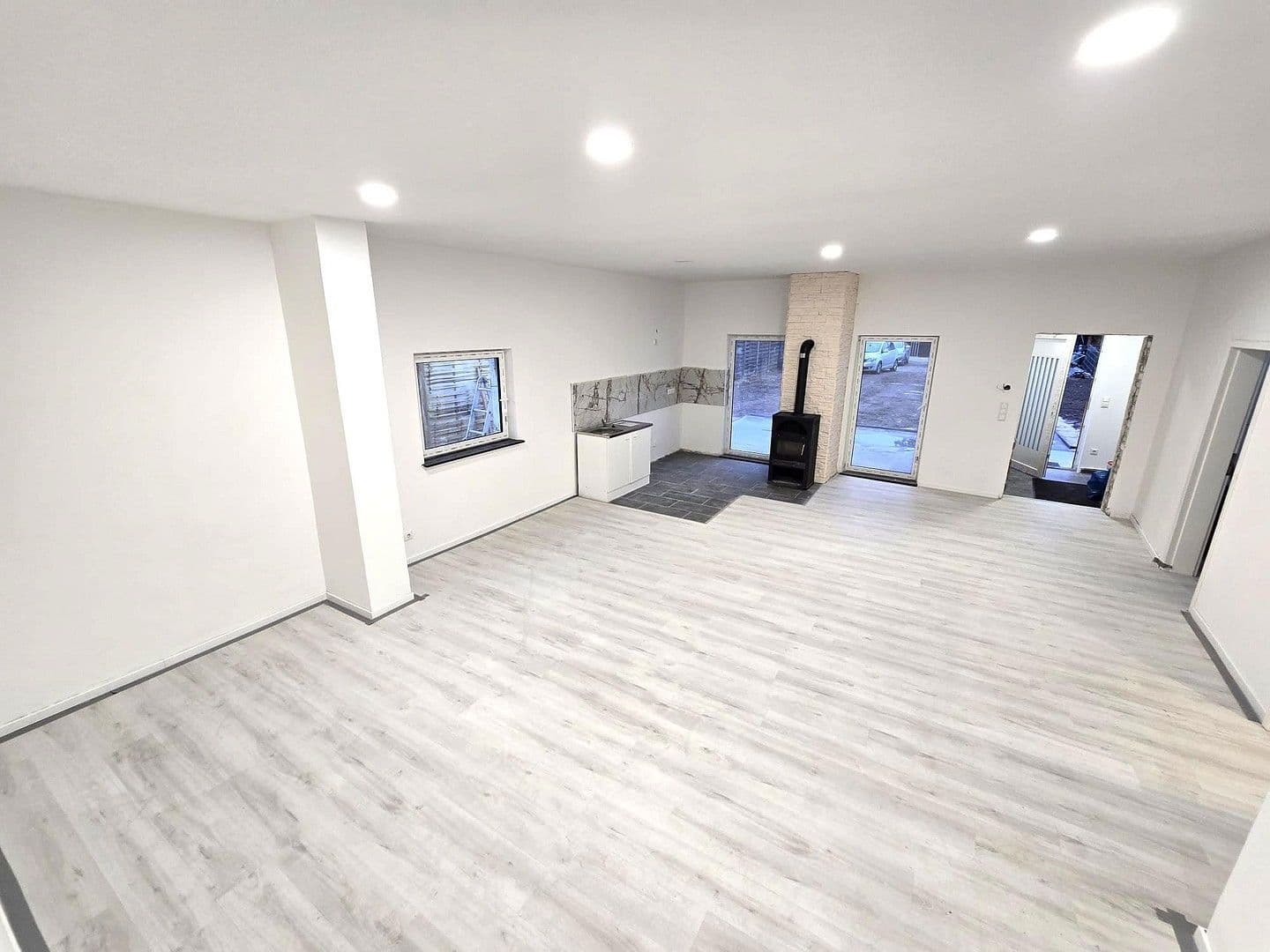 Prodej domu 101 m², pozemek 576 m², Berlin, Berlín Prodej domu 101 m², pozemek 576 m², Berlin, Berlín