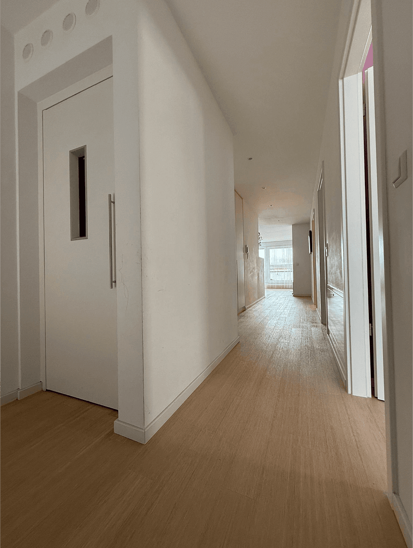 Prodej bytu 4+1 165 m², Alpspitzstr 15, Karlsfeld, Bavorsko Prodej bytu 4+1 165 m², Alpspitzstr 15, Karlsfeld, Bavorsko