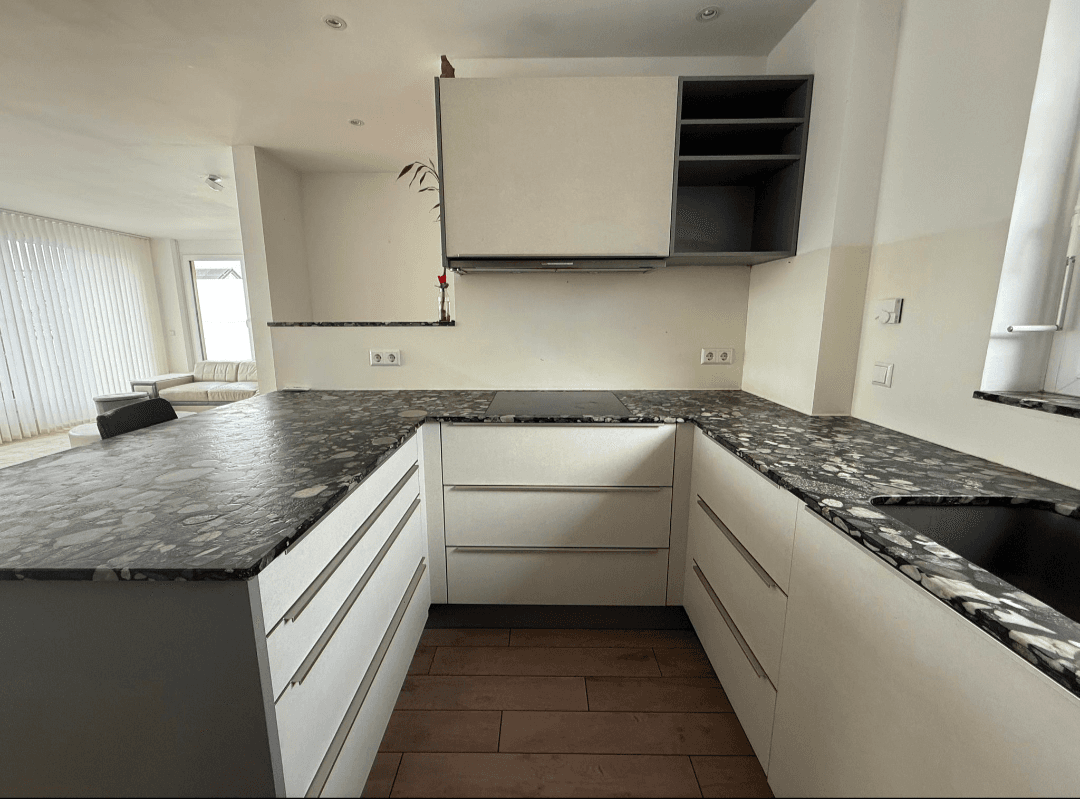 Prodej bytu 4+1 165 m², Alpspitzstr 15, Karlsfeld, Bavorsko Prodej bytu 4+1 165 m², Alpspitzstr 15, Karlsfeld, Bavorsko