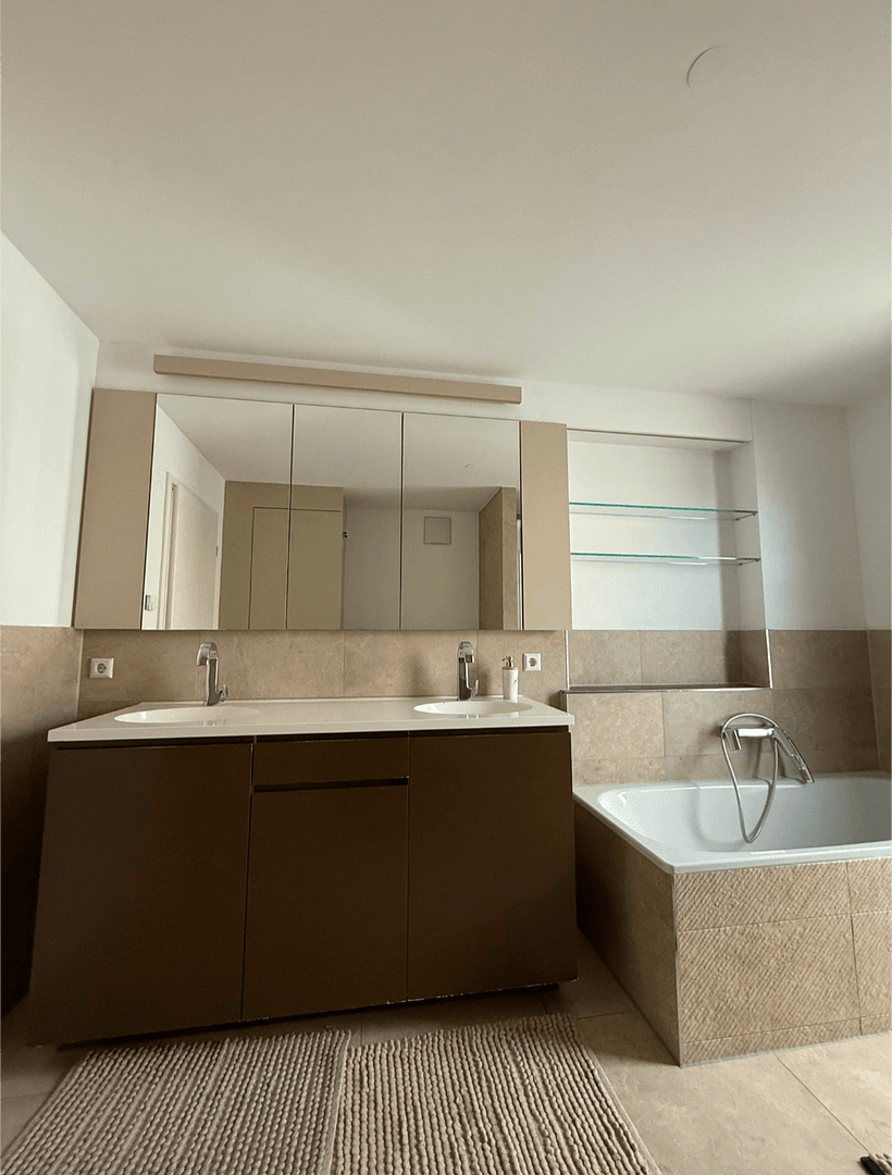 Prodej bytu 4+1 165 m², Alpspitzstr 15, Karlsfeld, Bavorsko Prodej bytu 4+1 165 m², Alpspitzstr 15, Karlsfeld, Bavorsko