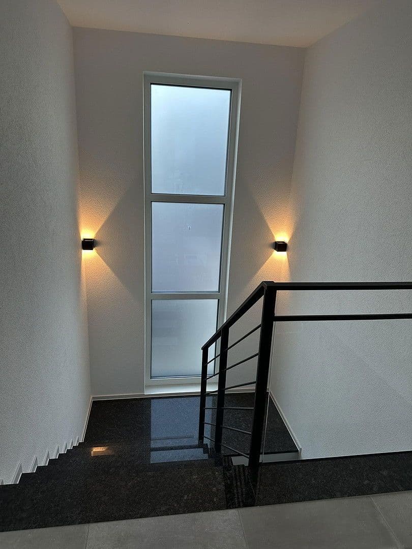 Prodej domu 179 m², pozemek 496 m², Trossingen, Bádensko-Württembersko Prodej domu 179 m², pozemek 496 m², Trossingen, Bádensko-Württembersko