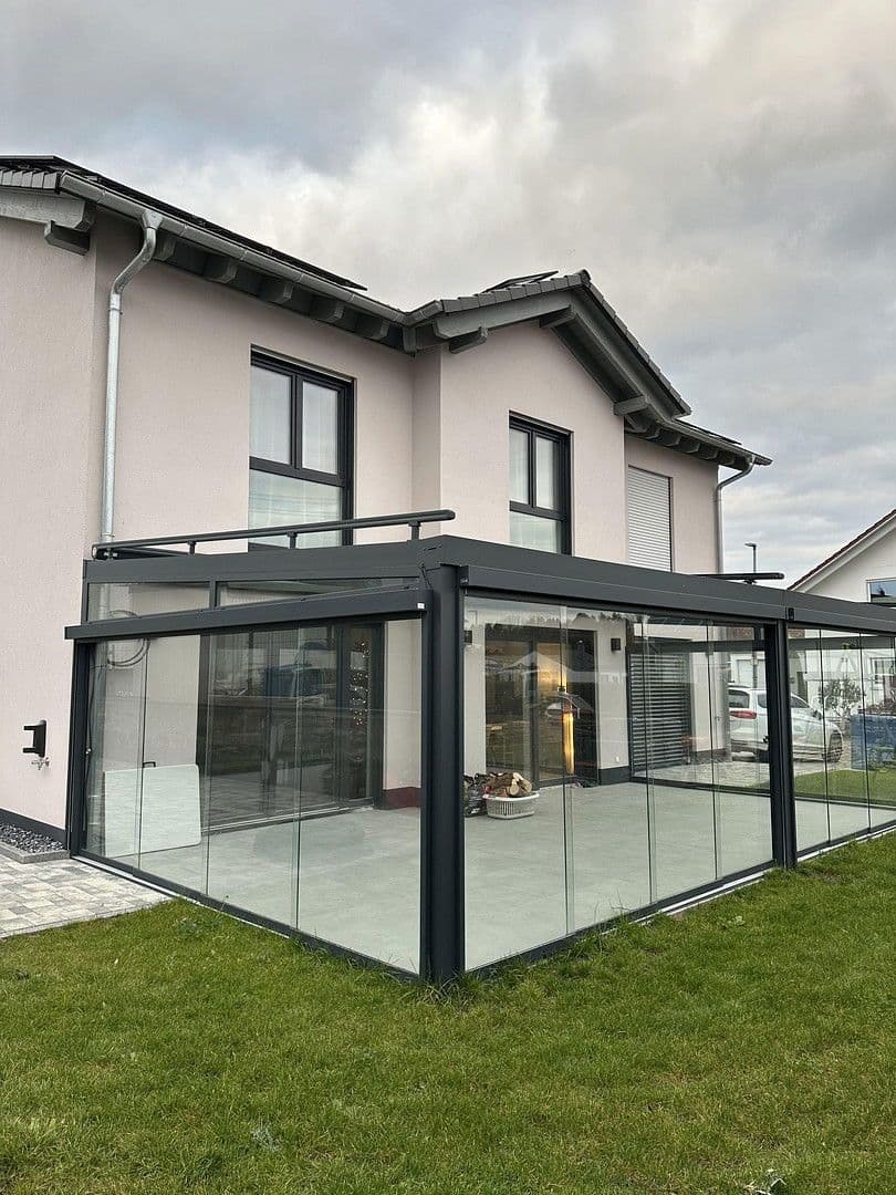 Prodej domu 179 m², pozemek 496 m², Trossingen, Bádensko-Württembersko Prodej domu 179 m², pozemek 496 m², Trossingen, Bádensko-Württembersko