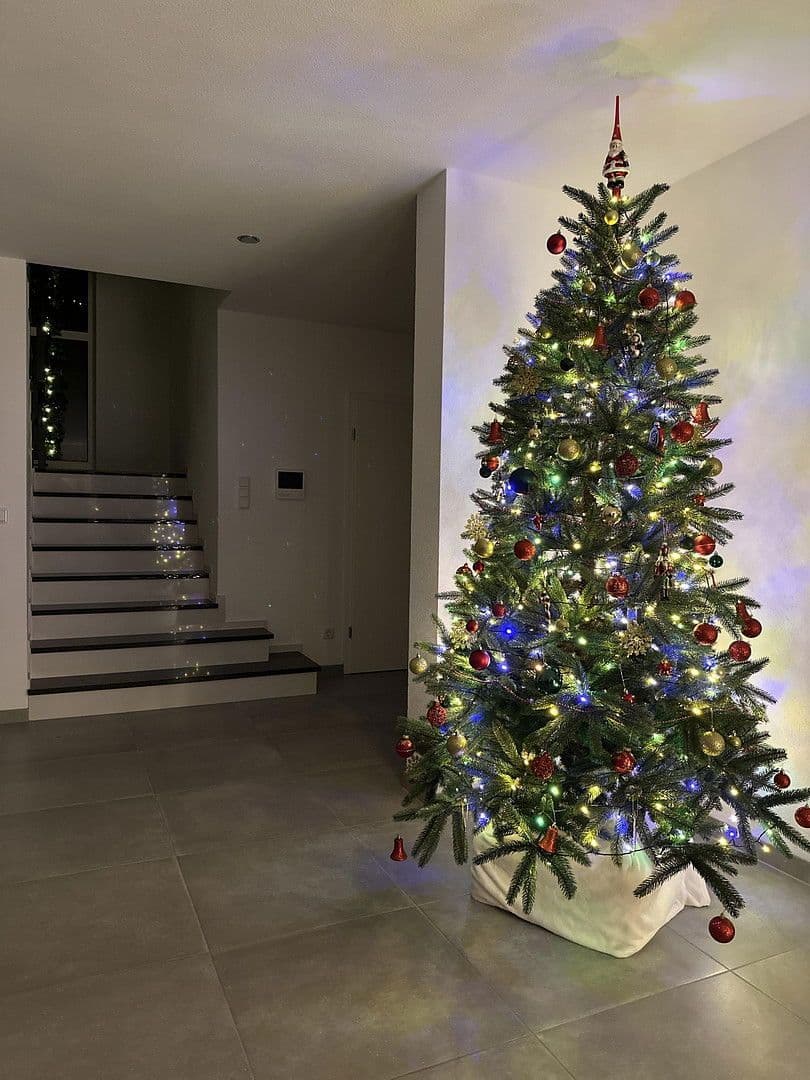 Prodej domu 179 m², pozemek 496 m², Trossingen, Bádensko-Württembersko Prodej domu 179 m², pozemek 496 m², Trossingen, Bádensko-Württembersko